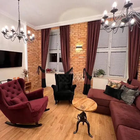 Brick Castle - Helga * Вроцлав